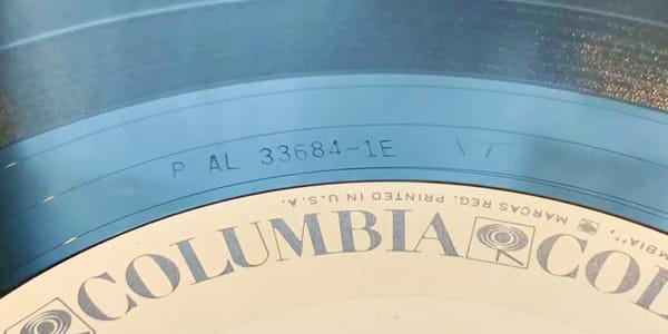 Matrix number on the 1988 vinyl LP album Traveling Wilburys - Volume One - cropped - by W.carte